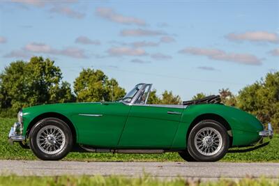 1963 Austin Healey 3000 BJ7 Mk II   - Photo 5 - Rockville, MD 20850