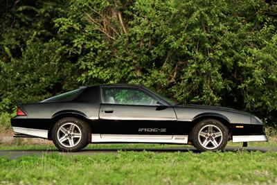 1986 Chevrolet Camaro IROC-Z Z/28   - Photo 16 - Rockville, MD 20850