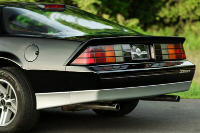 1986 Chevrolet Camaro IROC-Z Z/28   - Photo 48 - Rockville, MD 20850