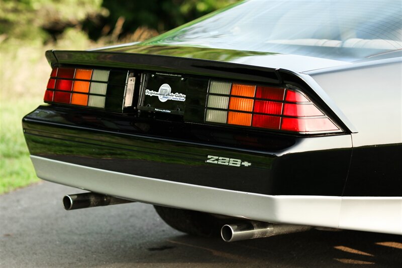 1986 Chevrolet Camaro IROC-Z Z/28   - Photo 47 - Rockville, MD 20850