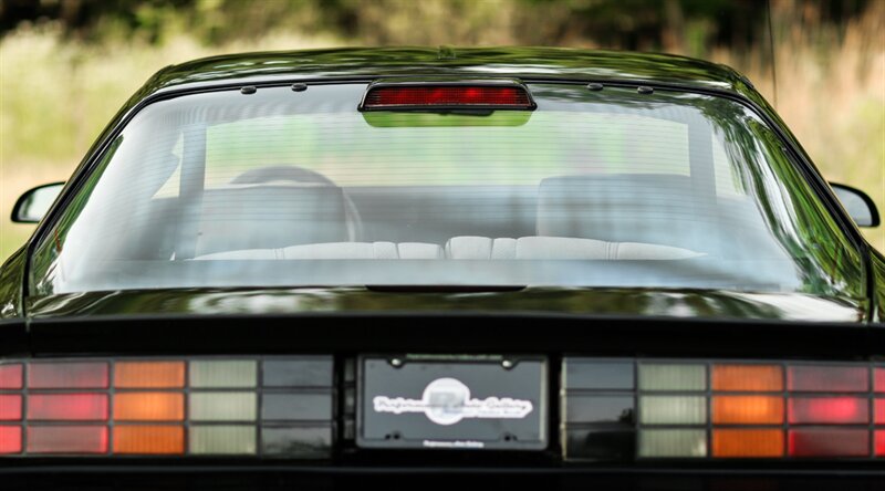 1986 Chevrolet Camaro IROC-Z Z/28   - Photo 49 - Rockville, MD 20850