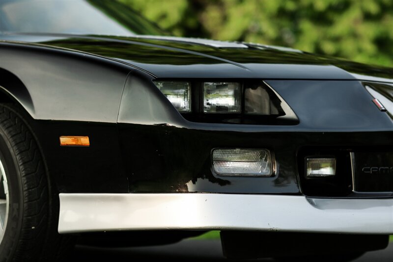 1986 Chevrolet Camaro IROC-Z Z/28   - Photo 24 - Rockville, MD 20850