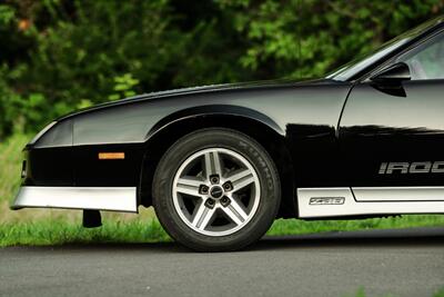 1986 Chevrolet Camaro IROC-Z Z/28   - Photo 20 - Rockville, MD 20850