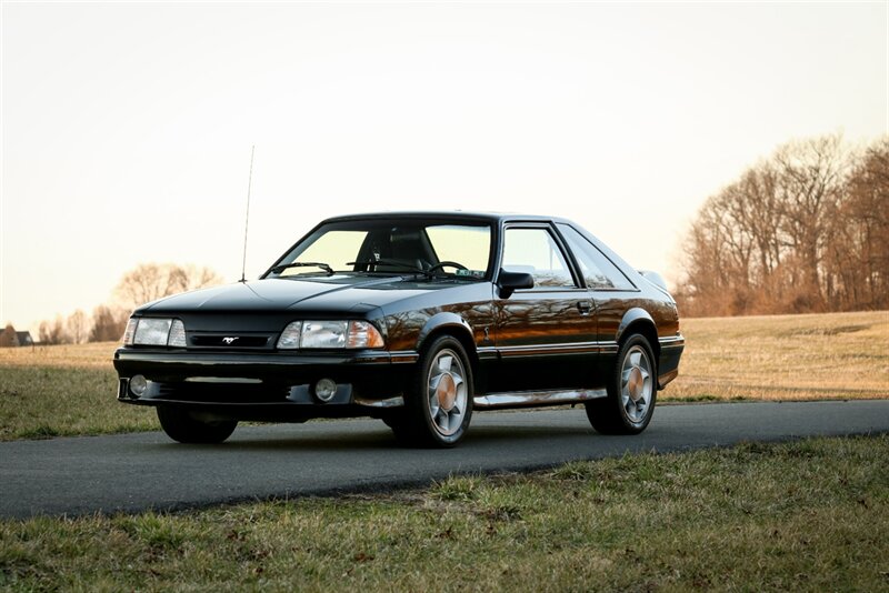 1993 Ford Mustang SVT Cobra   - Photo 9 - Rockville, MD 20850