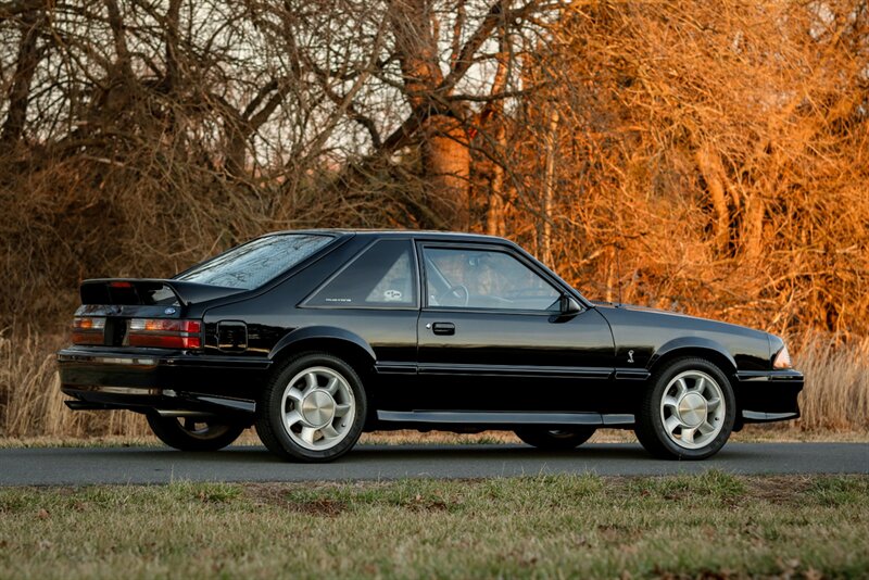 1993 Ford Mustang SVT Cobra   - Photo 18 - Rockville, MD 20850