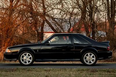 1993 Ford Mustang SVT Cobra   - Photo 8 - Rockville, MD 20850