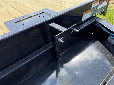 2026 Big Tex Trailers 14OT-24 Over/Axle Tilt w/Hydraulic Jacks   - Photo 6 - Olympia, WA 98501