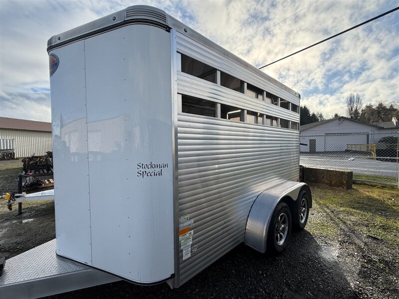 2016 Sundowner Stockman 2-Horse Trailer  