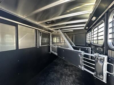 2024 Logan Coach Bullseye Bumper Pull 3 Horse Trailer   - Photo 9 - Olympia, WA 98501