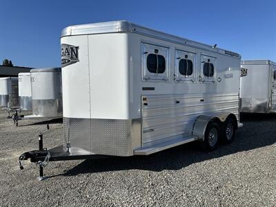 2024 Logan Coach Bullseye Bumper Pull 3 Horse Trailer   - Photo 3 - Olympia, WA 98501