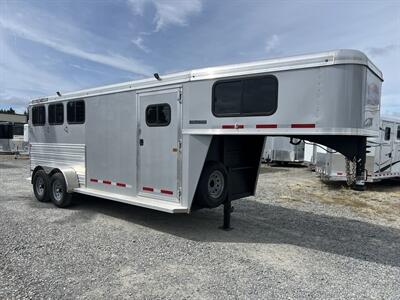 2025 Logan Coach Bullseye GN 3H Horse Trailer   - Photo 1 - Olympia, WA 98501