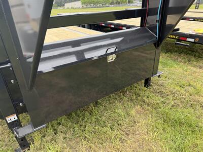 2026 Big Tex Trailers 16GN-30D5A 25+5 Flatbed Gooseneck w/Mega Ramps - Photo 3 - Olympia, WA 98501