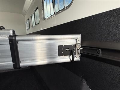 2027 4 Star Trailers 4-Horse Deluxe Gooseneck Super Tack   - Photo 13 - Olympia, WA 98501