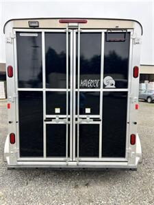 2025 Maverick Trailers Lite Deluxe 2 Horse 14' Horse Trailer   - Photo 4 - Olympia, WA 98501