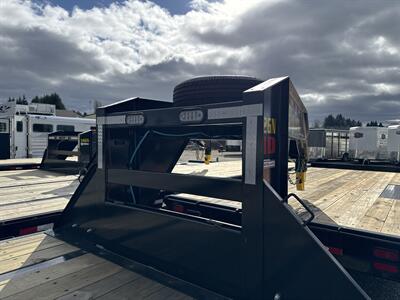 2026 Big Tex Trailers New 2026 Big Tex 22GN-35D5A Dual Tandem Flatbed Go - Photo 3 - Olympia, WA 98501