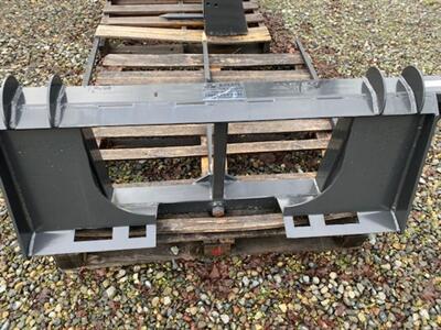 2024 AGRI EASE Triple Bale Spear Skid Steer   - Photo 3 - Olympia, WA 98501