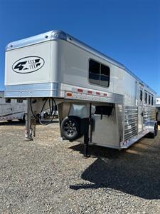 2026 4 Star Trailers Aluminum 4-Horse Gooseneck w/Side Tack   - Photo 2 - Olympia, WA 98501