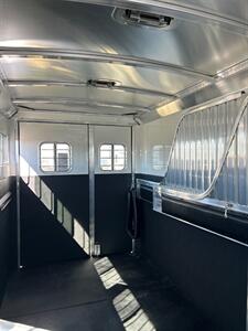 2026 4 Star Trailers Aluminum 4-Horse Gooseneck w/Side Tack   - Photo 9 - Olympia, WA 98501