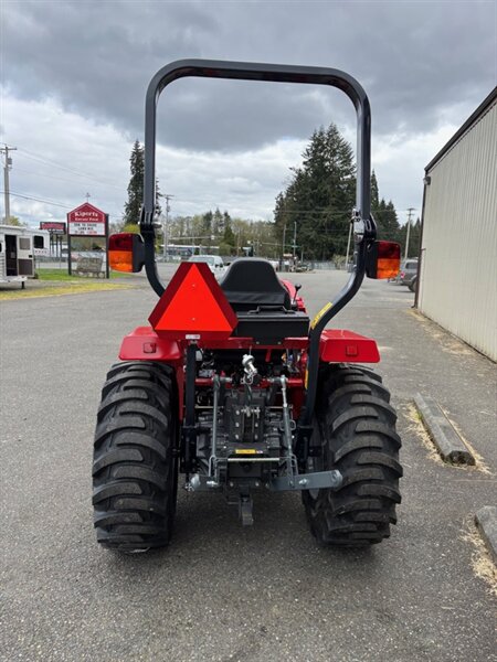2025 MASSEY FERGUSON E Series 1E.25 Hst 25 h.p. Tractor w/Loader E SERIES   - Photo 3 - Olympia, WA 98501