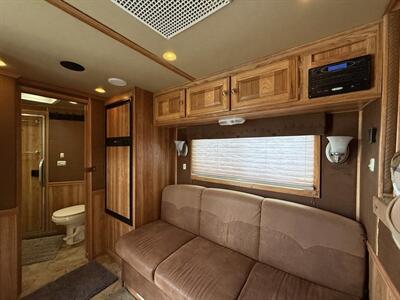 2013 Elite 4-Horse LQ   - Photo 8 - Olympia, WA 98501