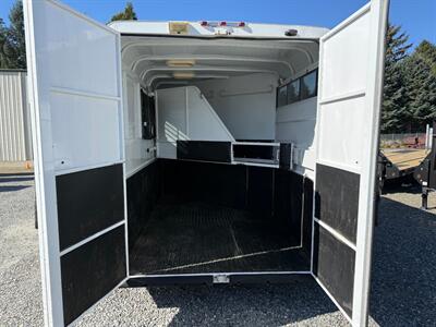 2000 Logan Coach Competitor 2-Horse Slant bumper pull trailer   - Photo 7 - Olympia, WA 98501