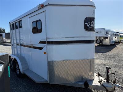 2000 Logan Coach Competitor 2-Horse Slant bumper pull trailer   - Photo 2 - Olympia, WA 98501
