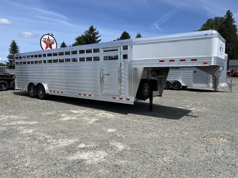 2026 4 Star Trailers Stock Trailer 8x28' Gooseneck  