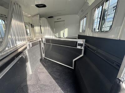 2025 4 Star Trailers Living Quarters 3H LQ   - Photo 5 - Olympia, WA 98501