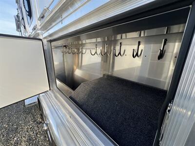 2025 4 Star Trailers Living Quarters 3H LQ   - Photo 13 - Olympia, WA 98501