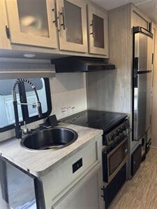 2021 Forest River Ibex 20BHS Travel Trailer   - Photo 8 - Olympia, WA 98501