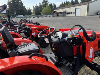 2026 Bad Boy Tractors BB 4025H Tractor   Loader Compact Tractor Loader   - Photo 6 - Olympia, WA 98501