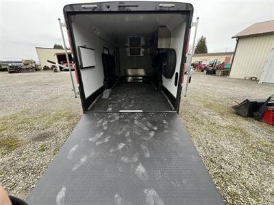 2025 LOGAN COACH TORQUE 20' TOY HAULER   - Photo 4 - Olympia, WA 98501