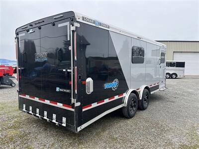 2025 LOGAN COACH TORQUE 20' TOY HAULER   - Photo 3 - Olympia, WA 98501