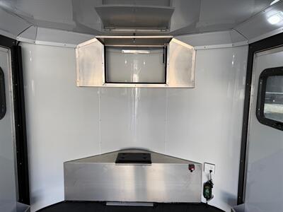 2025 LOGAN COACH TORQUE 20' TOY HAULER   - Photo 7 - Olympia, WA 98501