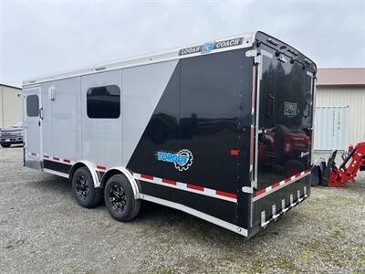 2025 LOGAN COACH TORQUE 20' TOY HAULER   - Photo 2 - Olympia, WA 98501