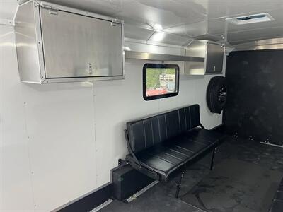 2025 LOGAN COACH TORQUE 20' TOY HAULER   - Photo 8 - Olympia, WA 98501