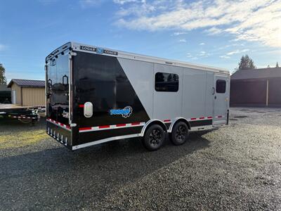 2025 LOGAN COACH TORQUE 20' TOY HAULER   - Photo 4 - Olympia, WA 98501