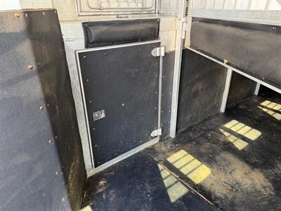 2011 4-Star Trailers Outlaw Living Quarters w/Generator   - Photo 15 - Olympia, WA 98501