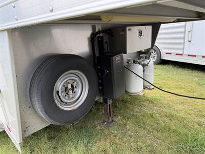 2011 4-Star Trailers Outlaw Living Quarters w/Generator - Photo 21 - Olympia, WA 98501