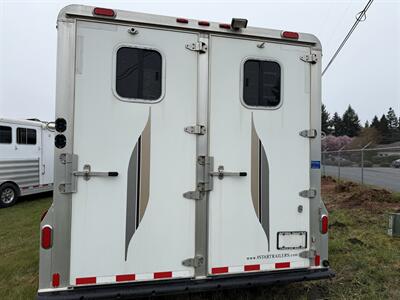 2011 4-Star Trailers Outlaw Living Quarters w/Generator - Photo 3 - Olympia, WA 98501