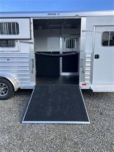 2024 4 Star Trailers Warmblood 2+1 Gooseneck Straight Load Trailer   - Photo 6 - Olympia, WA 98501