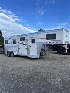 2024 4 Star Trailers Warmblood 2+1 Gooseneck Straight Load Trailer   - Photo 1 - Olympia, WA 98501