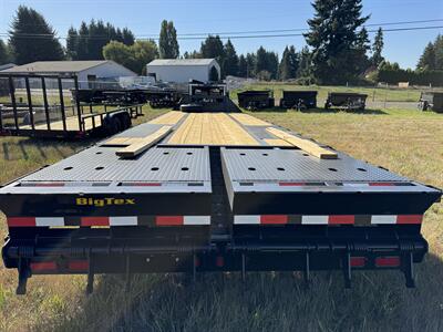 2026 Big Tex Trailers 22gn-30D5A 23.9k GVWR w/Mega Ramps   - Photo 5 - Olympia, WA 98501