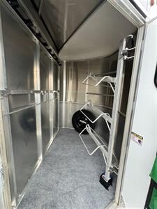 2025 Maverick Trailers Lite Aluminum 2 Horse 14' Horse Trailer   - Photo 3 - Olympia, WA 98501