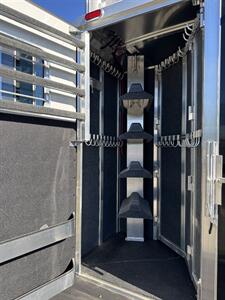 2026 4 Star Trailers 4 Horse w/10'8 Outback Conversion Living Quarters   - Photo 21 - Olympia, WA 98501