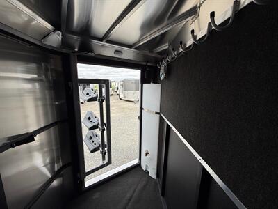 2026 Logan Coach Bullseye 3-Horse Bumper Pull Trailer - Photo 3 - Olympia, WA 98501