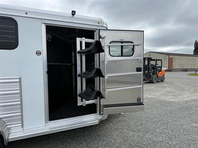 2026 Logan Coach Bullseye 3-Horse Bumper Pull Trailer - Photo 2 - Olympia, WA 98501