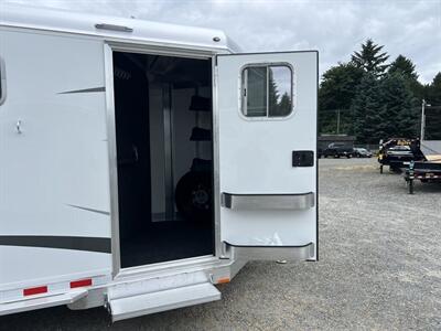 2026 4 Star Trailers 3-Horse Bumper Pull 6'10 " wide w/Spread Axle   - Photo 2 - Olympia, WA 98501