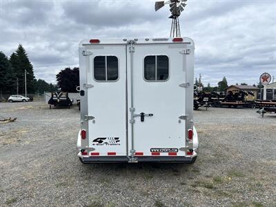 2026 4 Star Trailers 3-Horse Bumper Pull 6'10 " wide w/Spread Axle   - Photo 5 - Olympia, WA 98501