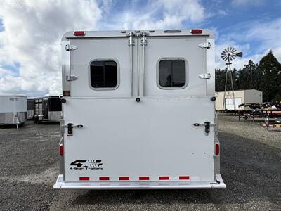 2027 4 Star Trailers 4-Horse Deluxe Bumper Pull 8' Wide   - Photo 13 - Olympia, WA 98501